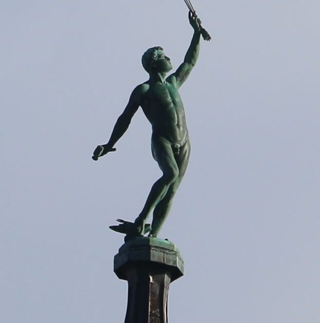 Vulcan Statue at the Top Town Hall, photo Carolyn Waudby